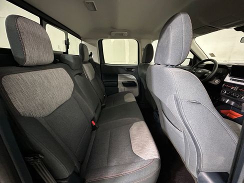 Used 2023 Ford Maverick XLT image 17