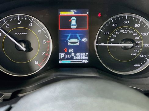 Used 2022 Subaru Crosstrek 2.5i Sport w/ Moonroof Package AWD/4WD image 12