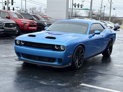 Used 2023 Dodge Challenger SRT Hellcat image 12