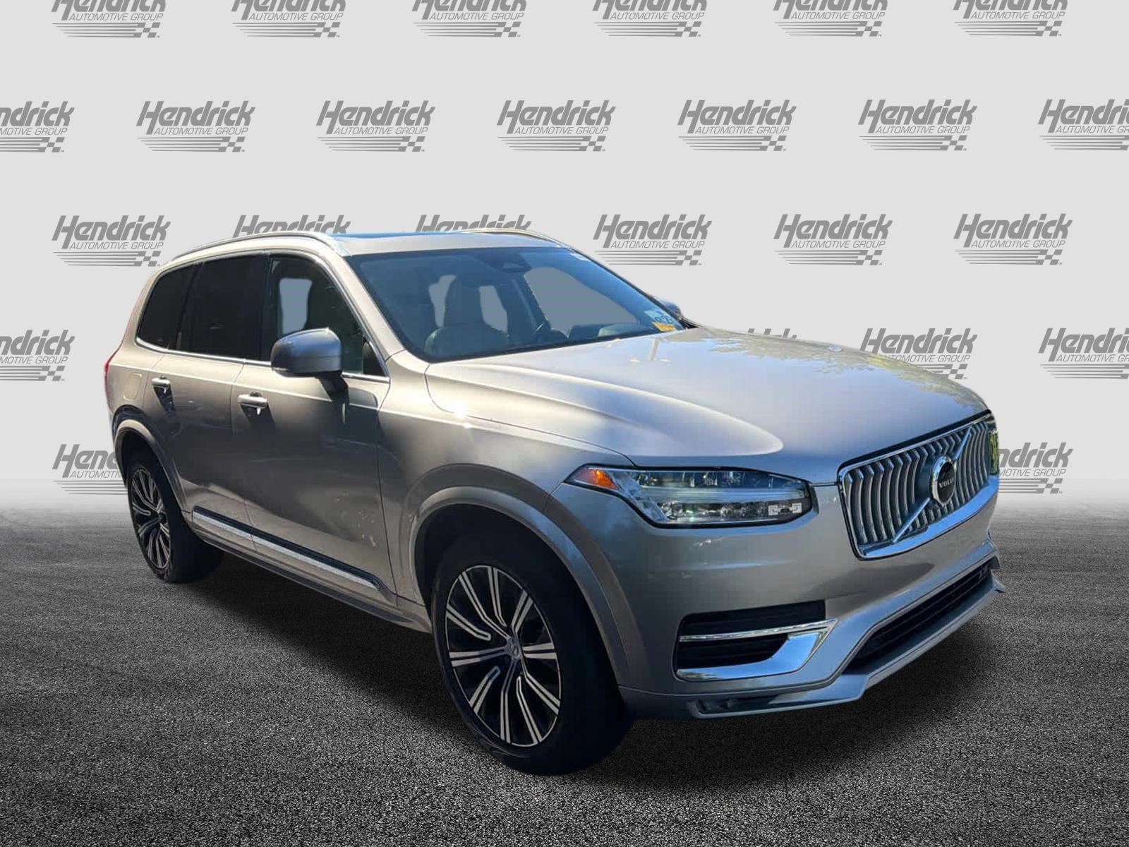 Used 2024 Volvo XC90 B6 Core w/ Protection Package Premier AWD/4WD image 2