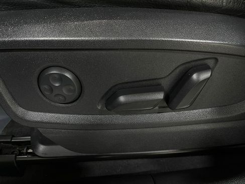 Used 2018 Audi Q5 2.0T Premium Plus w/ Premium Plus Package image 18