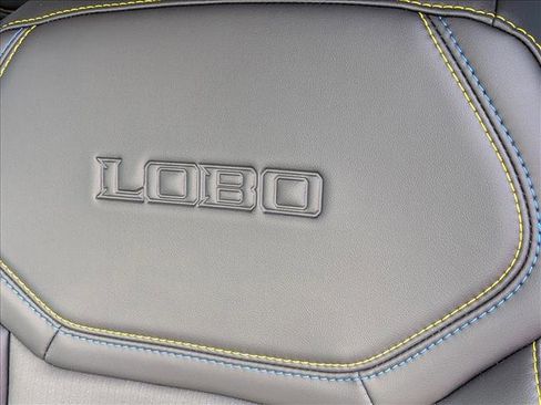 Used 2025 Ford Maverick Lobo AWD/4WD image 13