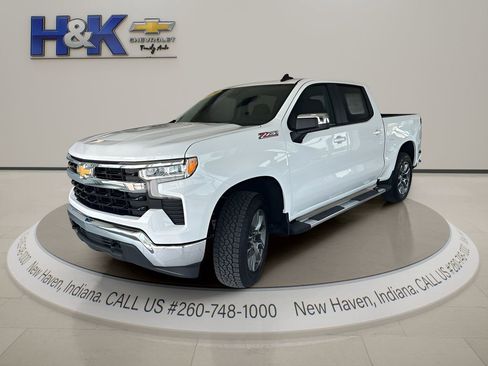 New 2026 Chevrolet Silverado 1500 LT AWD/4WD image 3