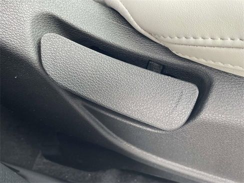 New 2025 Kia Telluride S image 15