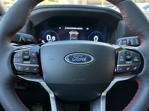 New 2026 Ford Explorer ST-Line w/ ST-Line Street Pack RWD image 24