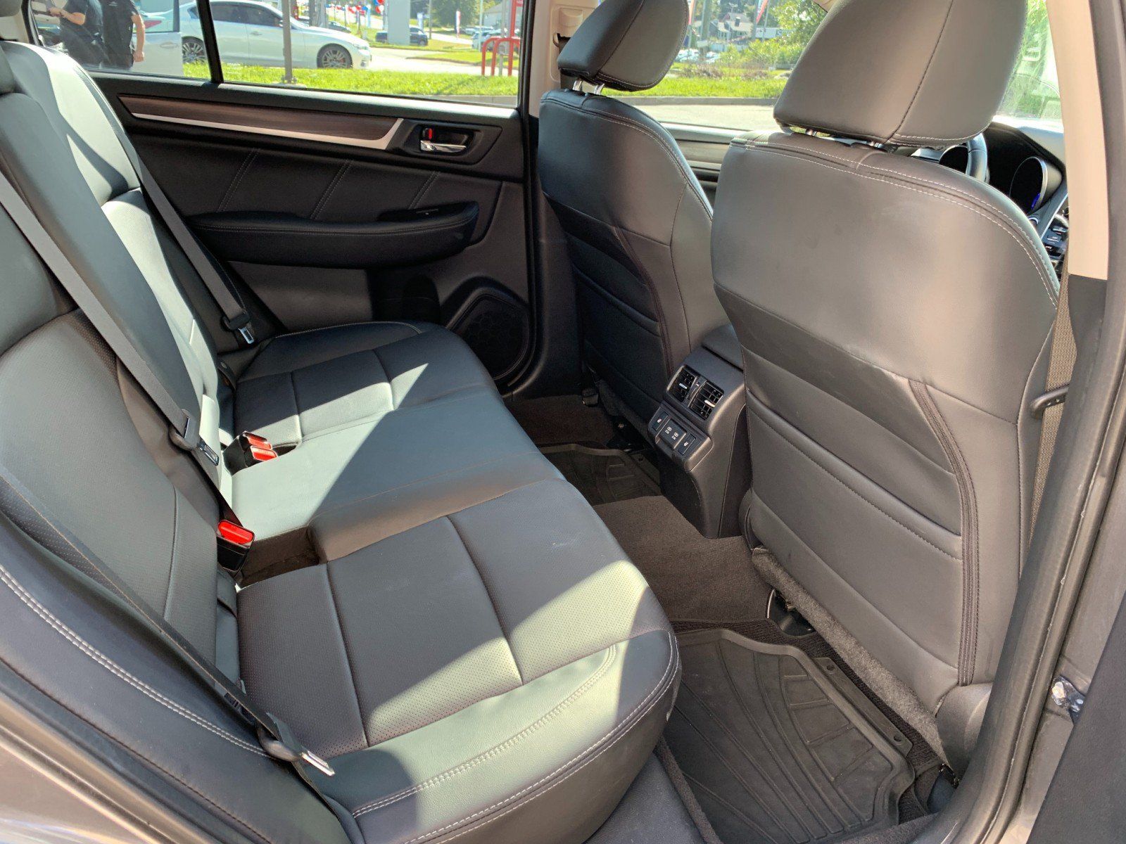 Used 2019 Subaru Legacy 3.6R Limited AWD/4WD image 31