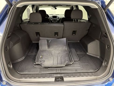 Used 2022 Chevrolet Equinox LT w/ Driver Convenience Package image 15