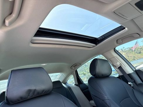 Used 2023 Honda Accord EX image 15