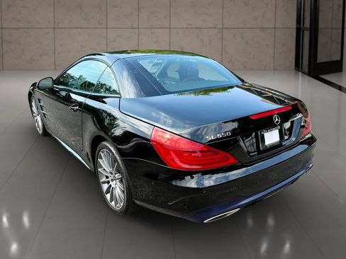 Used 2020 Mercedes-Benz SL 550 image 8