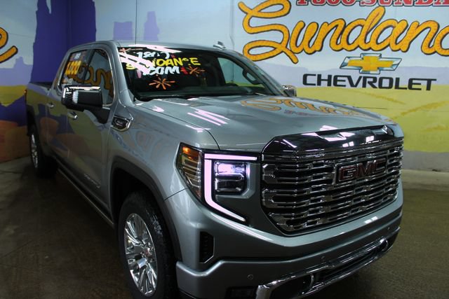 Used 2025 GMC Sierra 1500 Denali AWD/4WD image 3