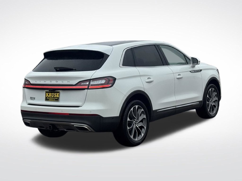 Used 2022 Lincoln Nautilus Reserve w/ Equipment Group 201A AWD/4WD image 3