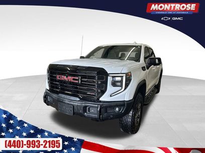 New 2025 GMC Sierra 1500 AT4X
