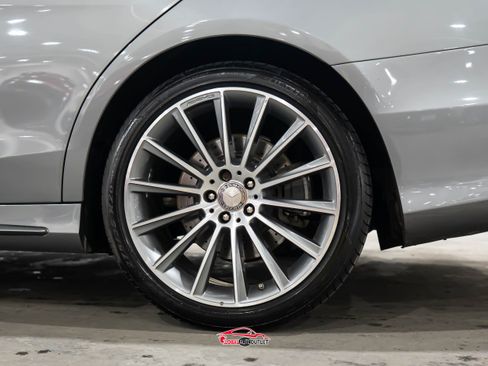 Used 2015 Mercedes-Benz S 550 Sedan image 12