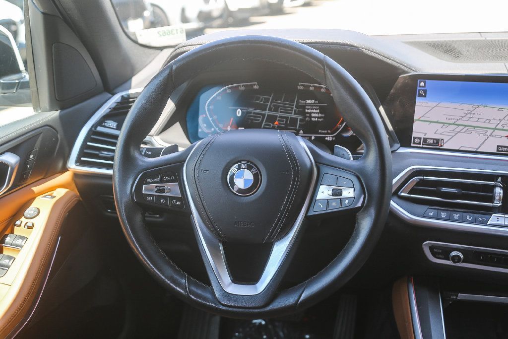 Used 2023 BMW X5 sDrive40i w/ Parking Assistance Package RWD image 12