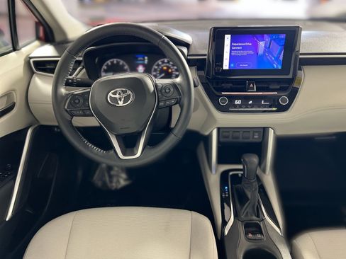 Used 2023 Toyota Corolla Cross LE w/ Moonroof Package AWD/4WD image 24