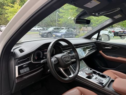 Used 2023 Audi Q7 2.0T Premium Plus w/ Premium Plus Package AWD/4WD image 5