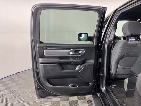 Used 2019 RAM 1500 Big Horn AWD/4WD image 35