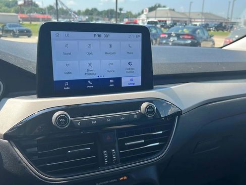 Used 2022 Ford Escape SE w/ Convenience Package image 17