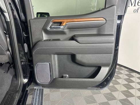 Used 2023 GMC Sierra 1500 Denali w/ Denali Reserve Package image 16