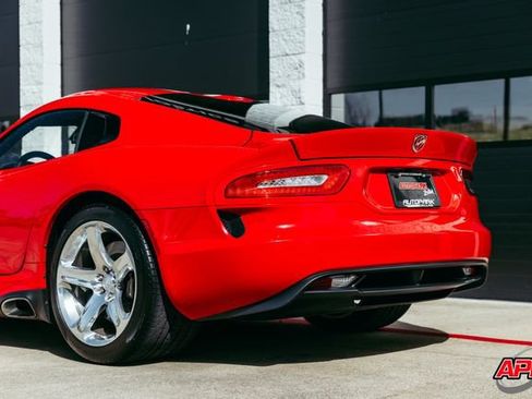 Used 2014 SRT Viper SRT-10 w/ Grand Touring Package RWD image 67