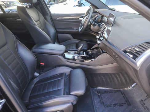 Used 2021 BMW X4 M40i w/ Executive Package image 13