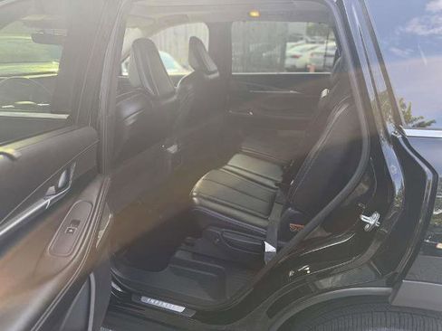 Certified 2025 INFINITI QX60 Luxe w/ Cargo Package AWD/4WD image 15