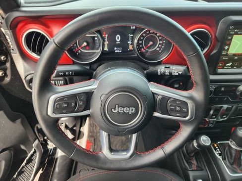Used 2021 Jeep Wrangler Rubicon AWD/4WD image 12