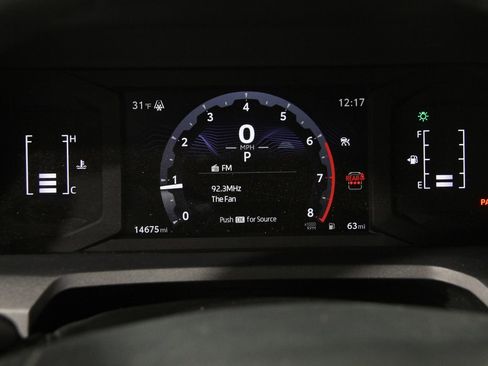 Used 2025 Toyota 4Runner SR5 image 8