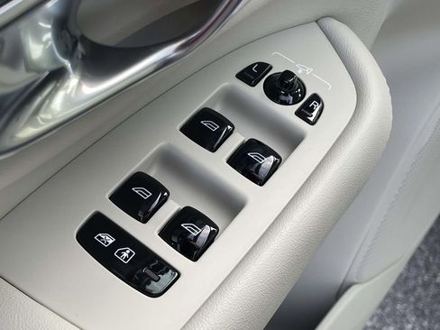 New 2026 Volvo XC90 T8 Ultra image 6