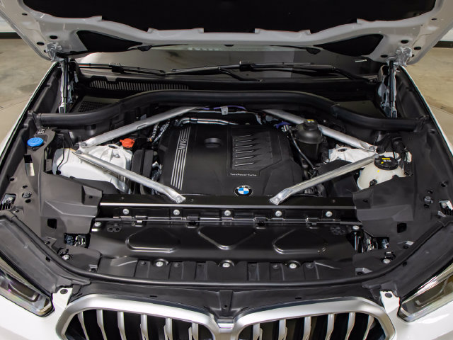Used 2023 BMW X6 xDrive40i AWD/4WD image 5