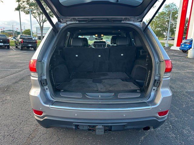Used 2017 Jeep Grand Cherokee Limited w/ Trailer Tow Group IV AWD/4WD image 14