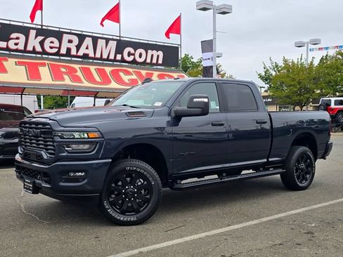 Certified 2025 RAM 2500 Big Horn AWD/4WD image 3