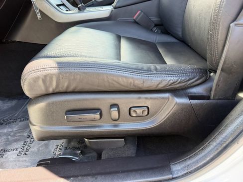Used 2011 Acura RDX SH-AWD image 18