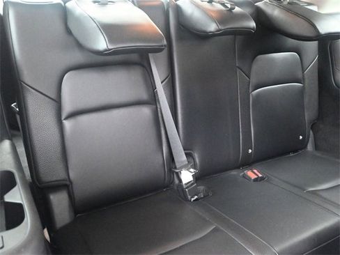 Used 2023 Nissan Pathfinder SL image 20