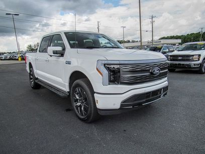 New 2025 Ford F150 Lightning Lariat