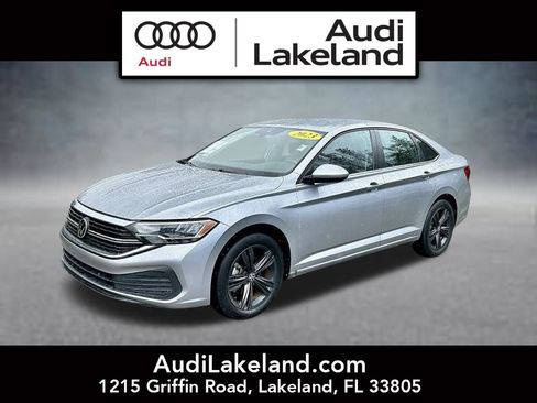 Used 2023 Volkswagen Jetta SE w/ Black Wheel Package FWD image 1