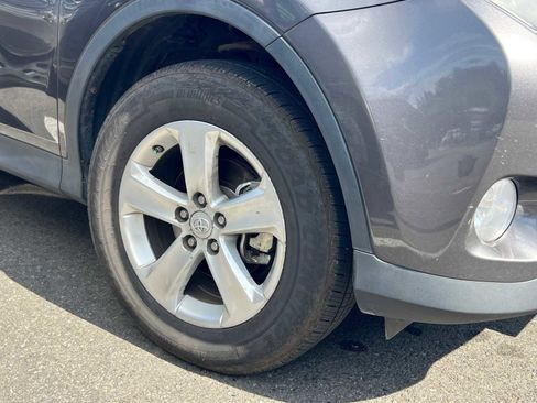 Used 2014 Toyota RAV4 XLE image 5