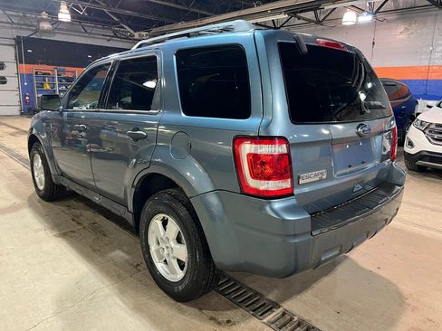 Used 2011 Ford Escape XLT w/ 202A Rapid Spec Order Code AWD/4WD image 5