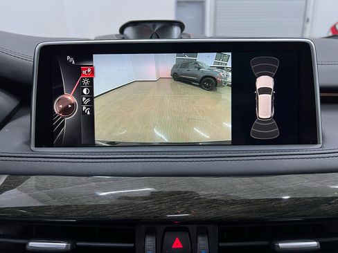 Used 2016 BMW X5 xDrive50i image 25