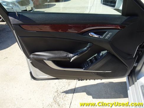 Used 2011 Cadillac CTS Luxury AWD/4WD image 27