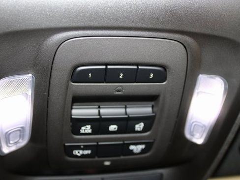 Used 2025 Cadillac CT5 V w/ Technology Package image 44