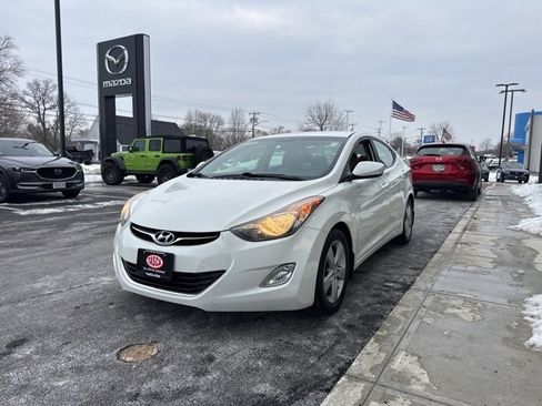 Used 2013 Hyundai Elantra GLS w/ Preferred Pkg image 6