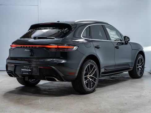 New 2026 Porsche Macan image 7