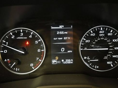 Used 2025 Subaru Forester Premium AWD/4WD image 31