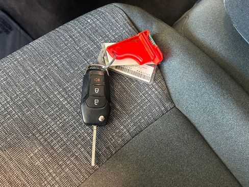 Used 2023 Ford F150 XLT image 42