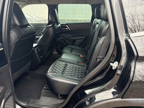 Used 2022 Mitsubishi Outlander SEL image 6