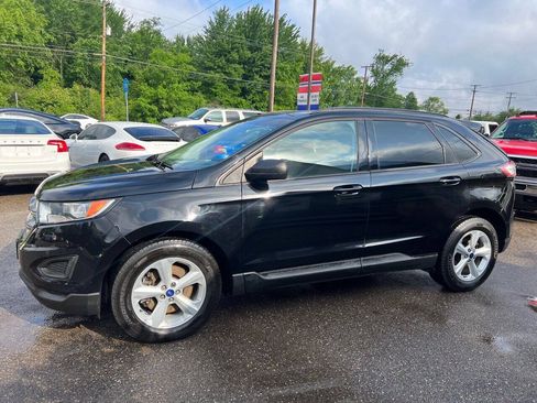 Used 2016 Ford Edge SE w/ Cargo Accessory Package AWD/4WD image 3