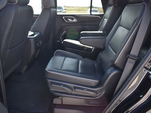 Used 2024 Chevrolet Tahoe Premier AWD/4WD image 20