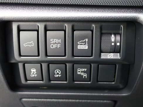 Used 2019 Subaru Forester Limited AWD/4WD image 58