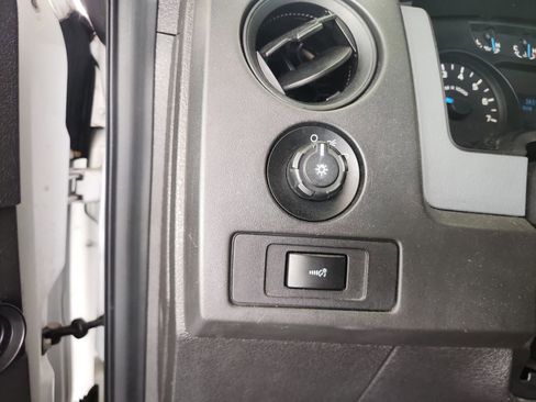 Used 2014 Ford F150 XL w/ Equipment Group 101A Mid RWD image 13